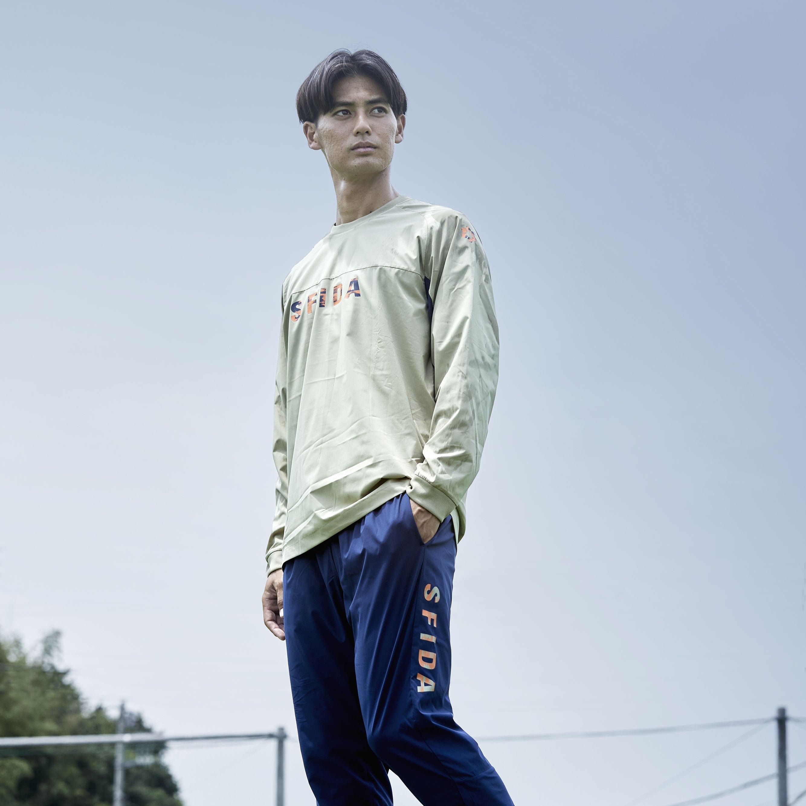 裏メッシュストレッチウインドクルートップ – SFIDA Online Store
