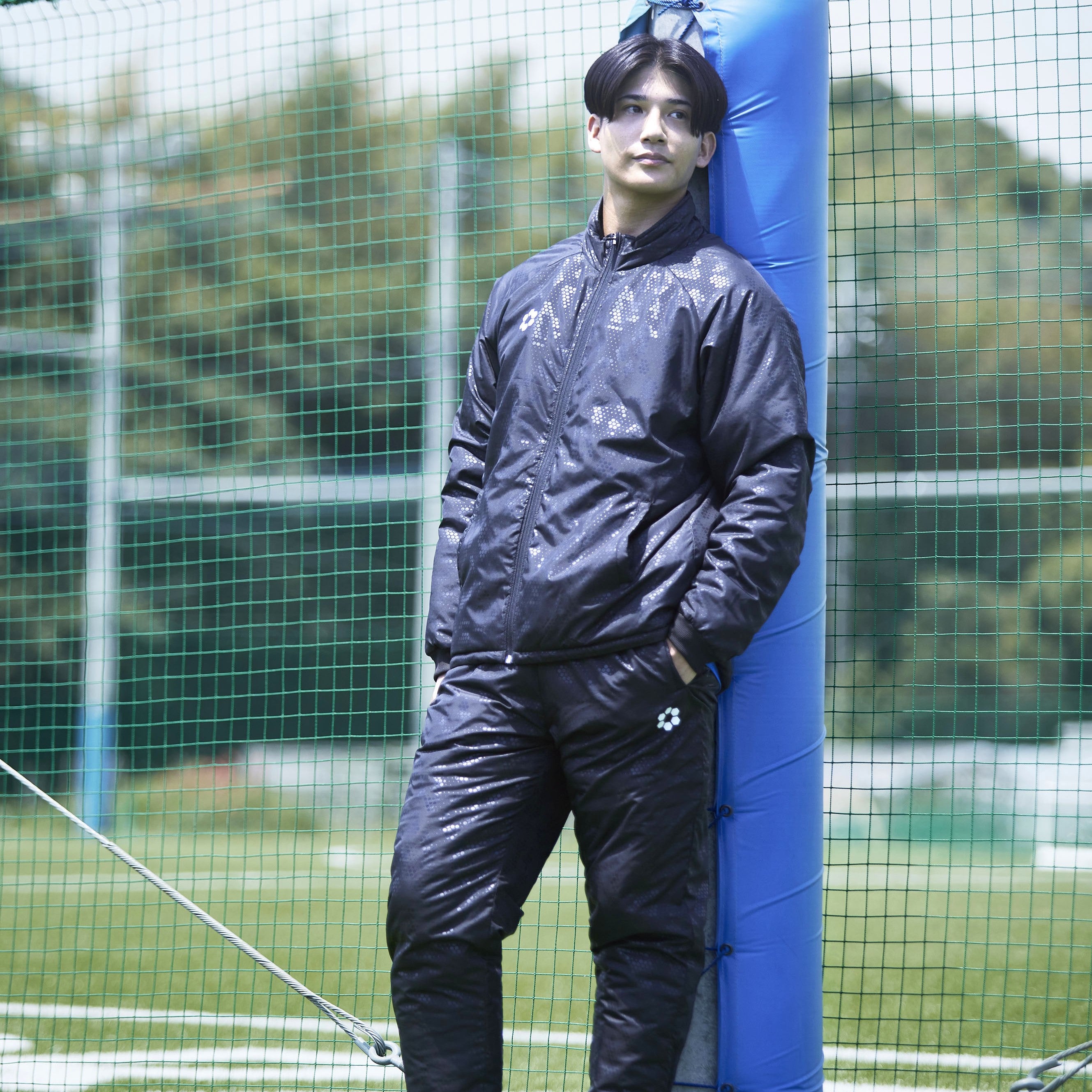 スフィーダ フットサル TEAMPres パデッドフルジップジャケット BP パデッドフルジップジャケット SA-24852｜sfida Online Store