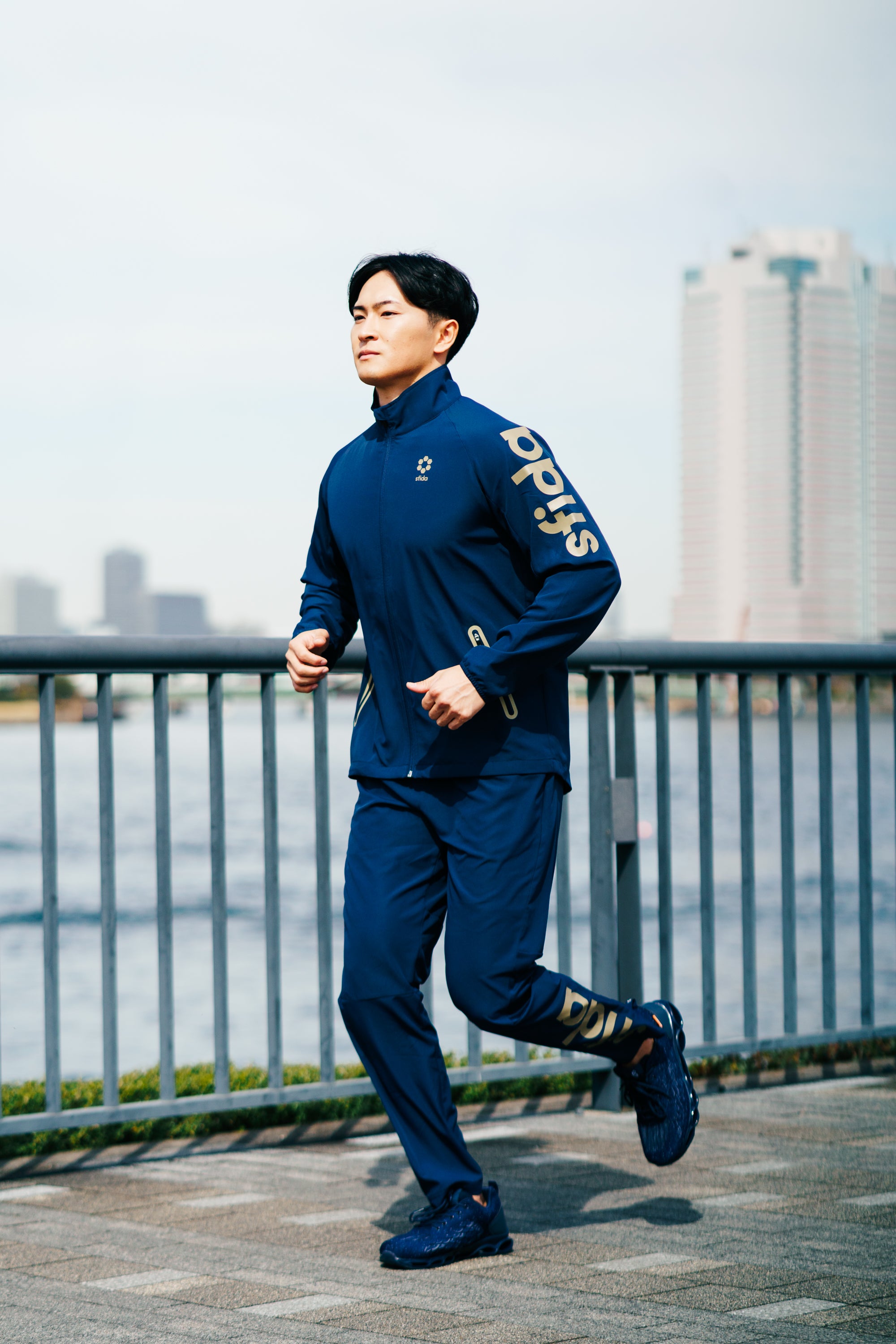 sfida TRライトウーブントラックジャケット – SFIDA Online Store