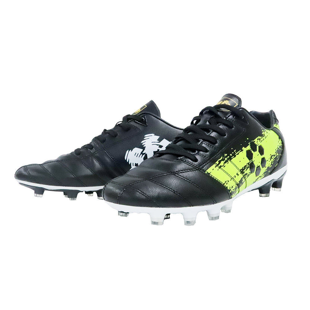 サッカースパイク　PIONIERE HG KL