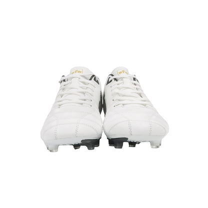 サッカースパイク　PIONIERE HG KL