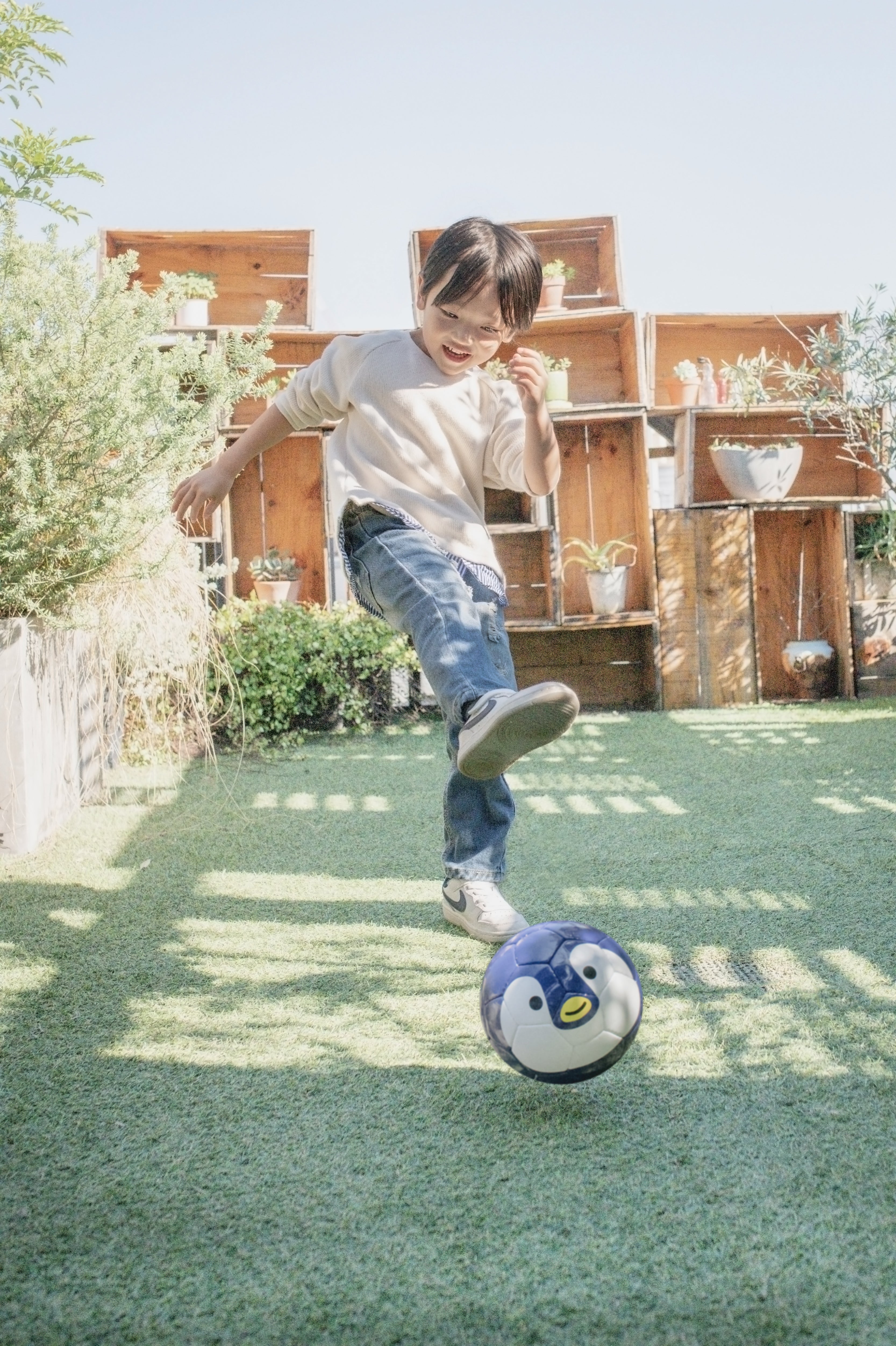 mila schon ￥69,300 ストレッチダンボールバルーンヘムブルゾン 幼児用ボール】FOOTBALL ZOO ペンギン BSF-ZOO06｜sfida Online Store